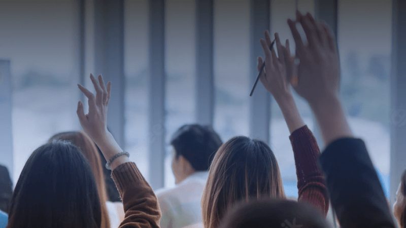 企业内训定制费用并非一成不变，其构成通常包括以下几个方面：